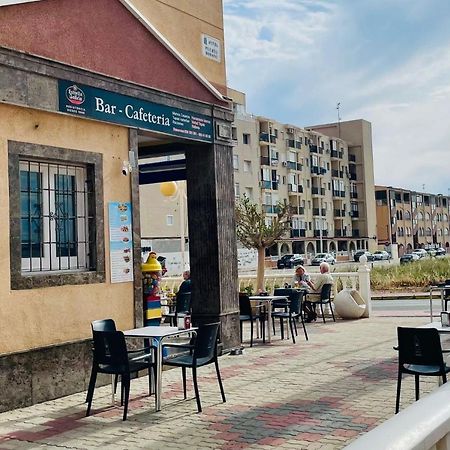 El Papagayo Apartment 2 Mins Walking To The Beach Torrevieja Exteriör bild