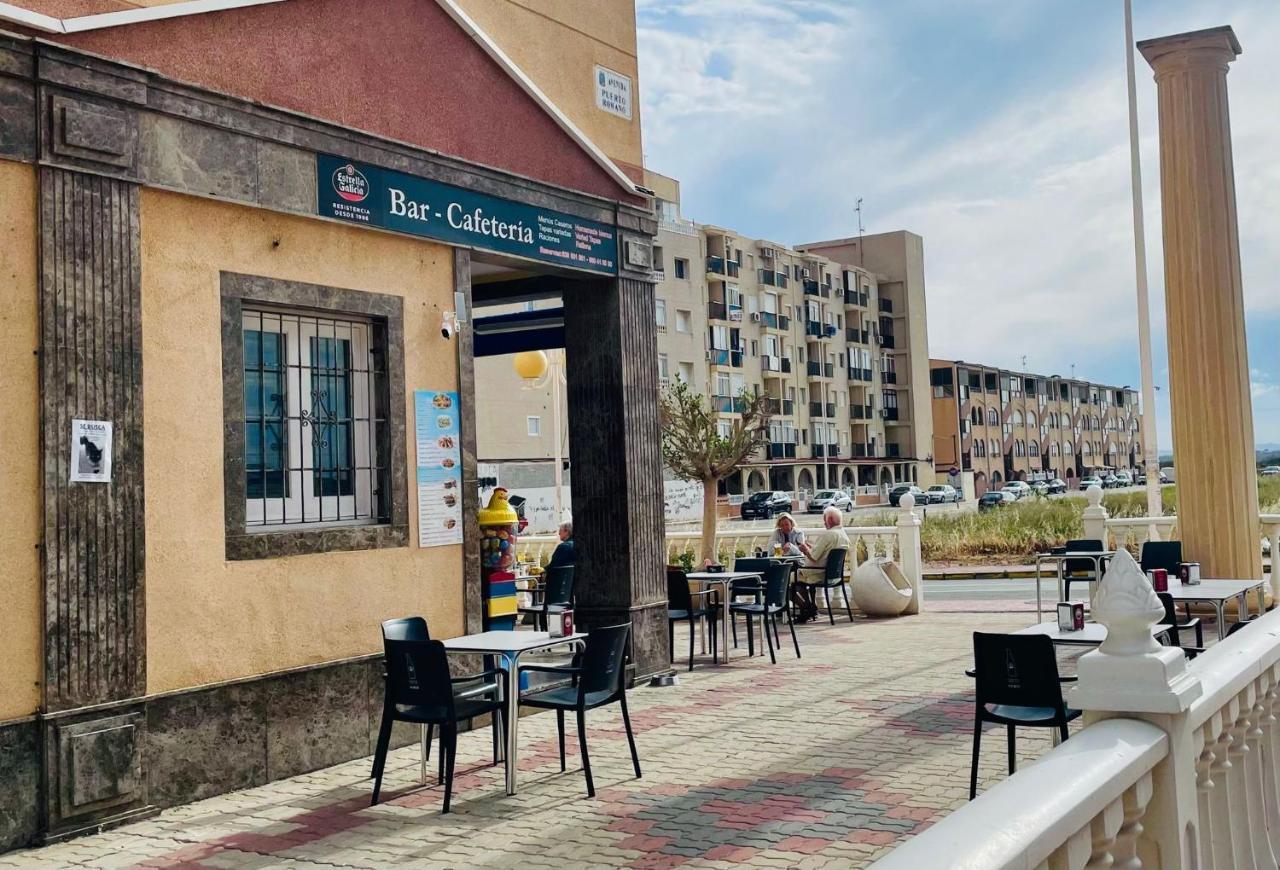 El Papagayo Apartment 2 Mins Walking To The Beach Torrevieja Exteriör bild